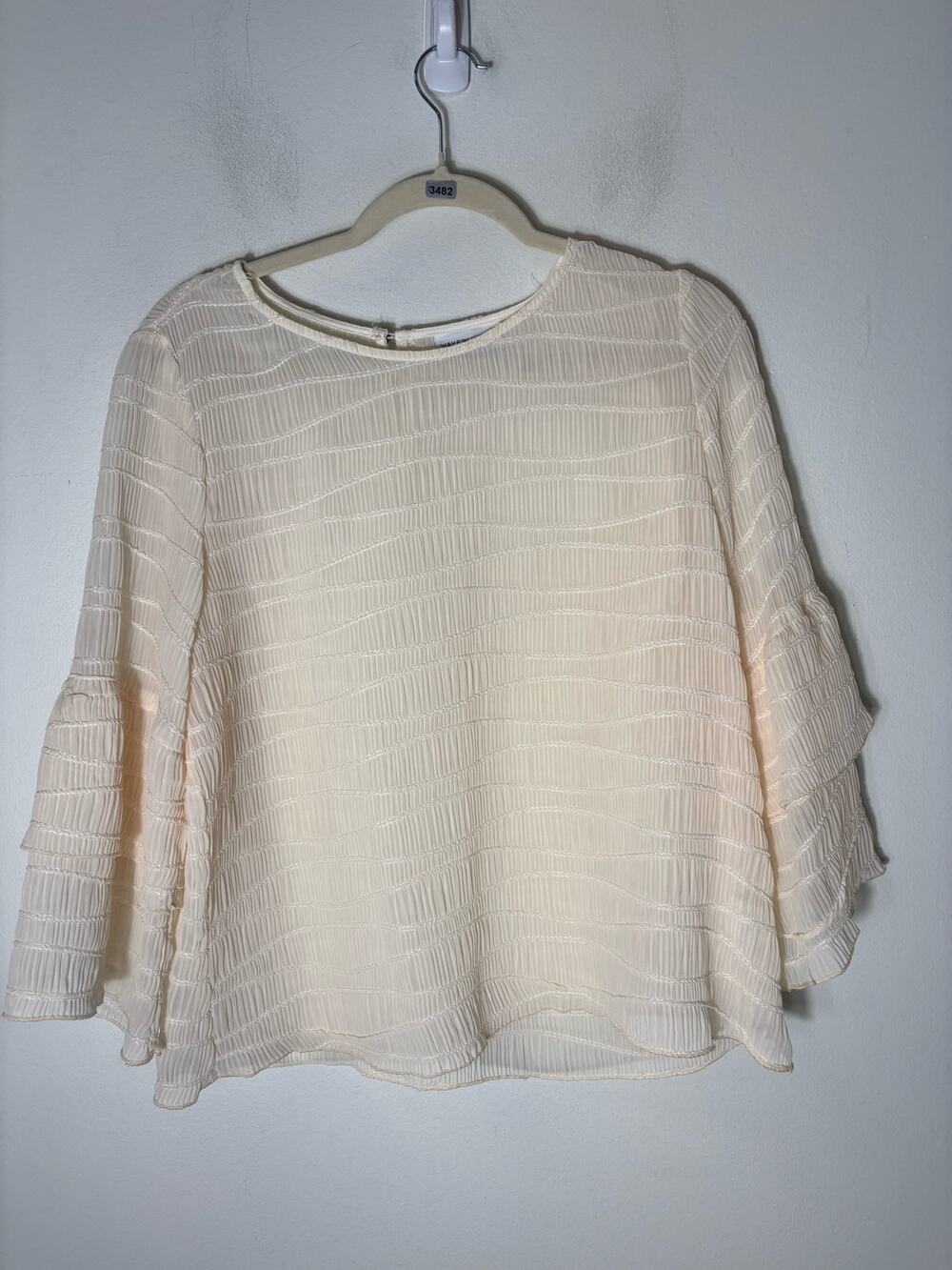 Waverly Grey Beige Smocked 3/4 Sleeve Top Sz M